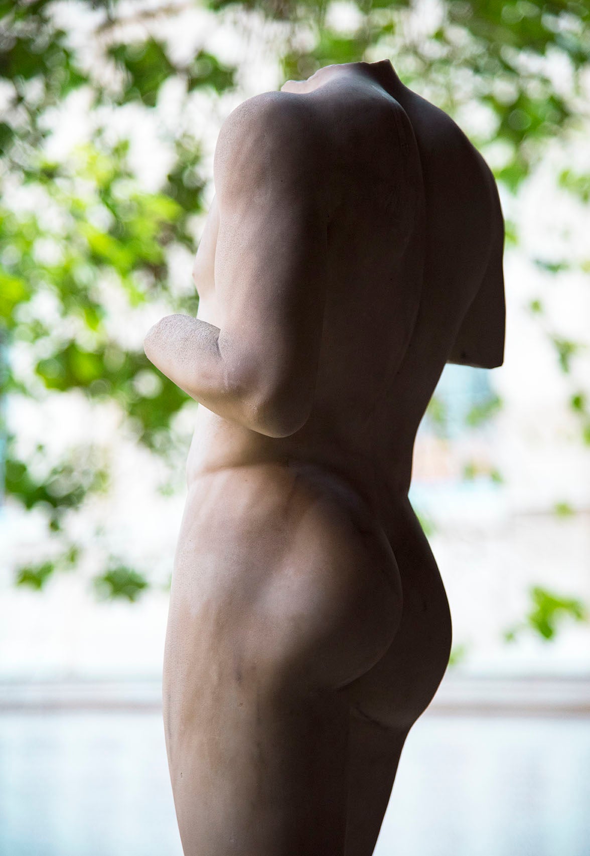 <i>Lui, cours extérieure (Outdoor Courtyard)</i> <br>2019 Paris, France <br><br>GC0479