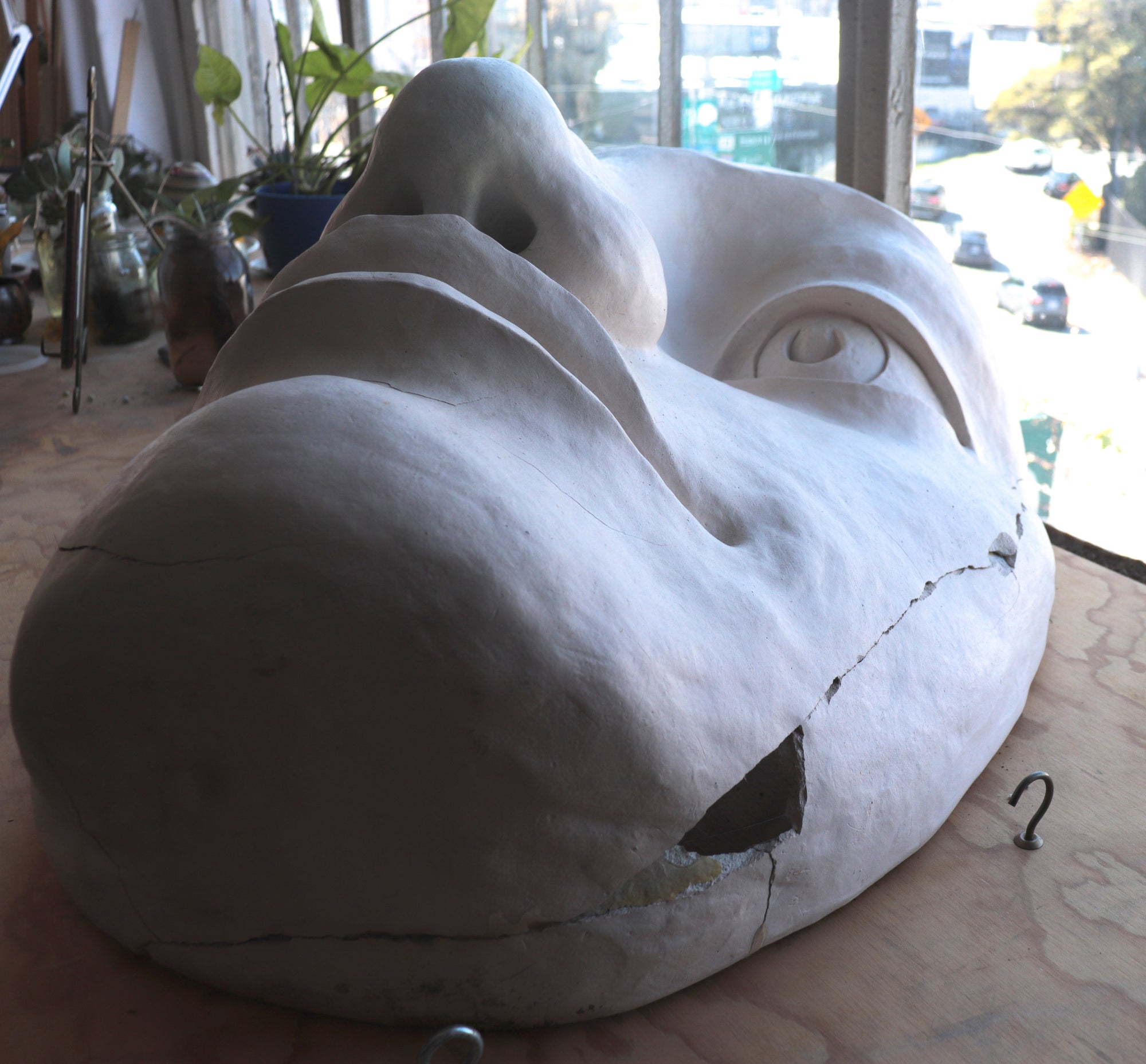 Large-Scale Gentle Face <br>20th Century Clay <br><br>#C3298