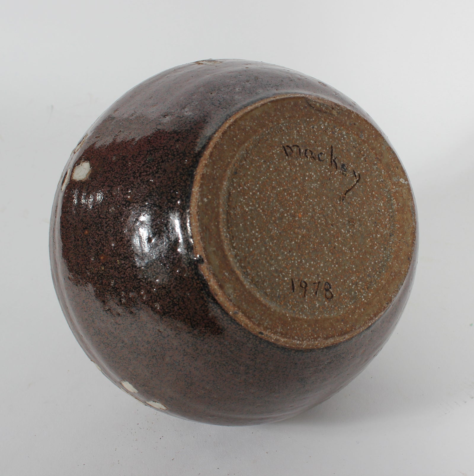 Stout & Spotted Brown & Gray Ceramic, 1978 <br><br>#42658