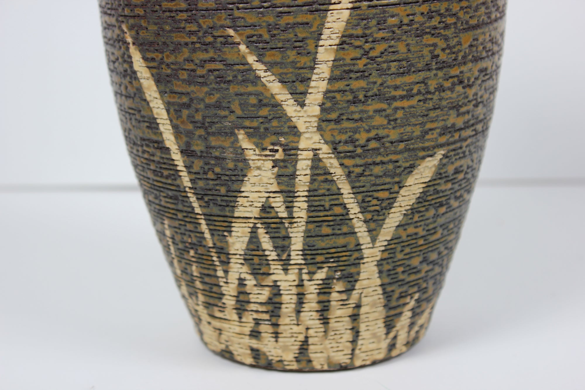 Brown Ceramic Vessel With Gray Texture And Cream Accent Lines <br><br>#98543
