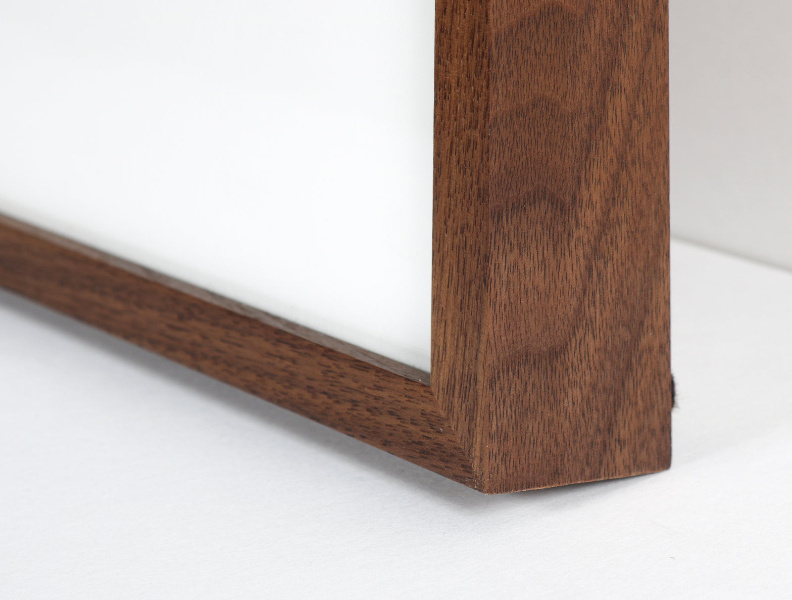 <i>Etruscan Vessel X</i> <br>2018 Charcoal & Gouache <br><br>#A3144