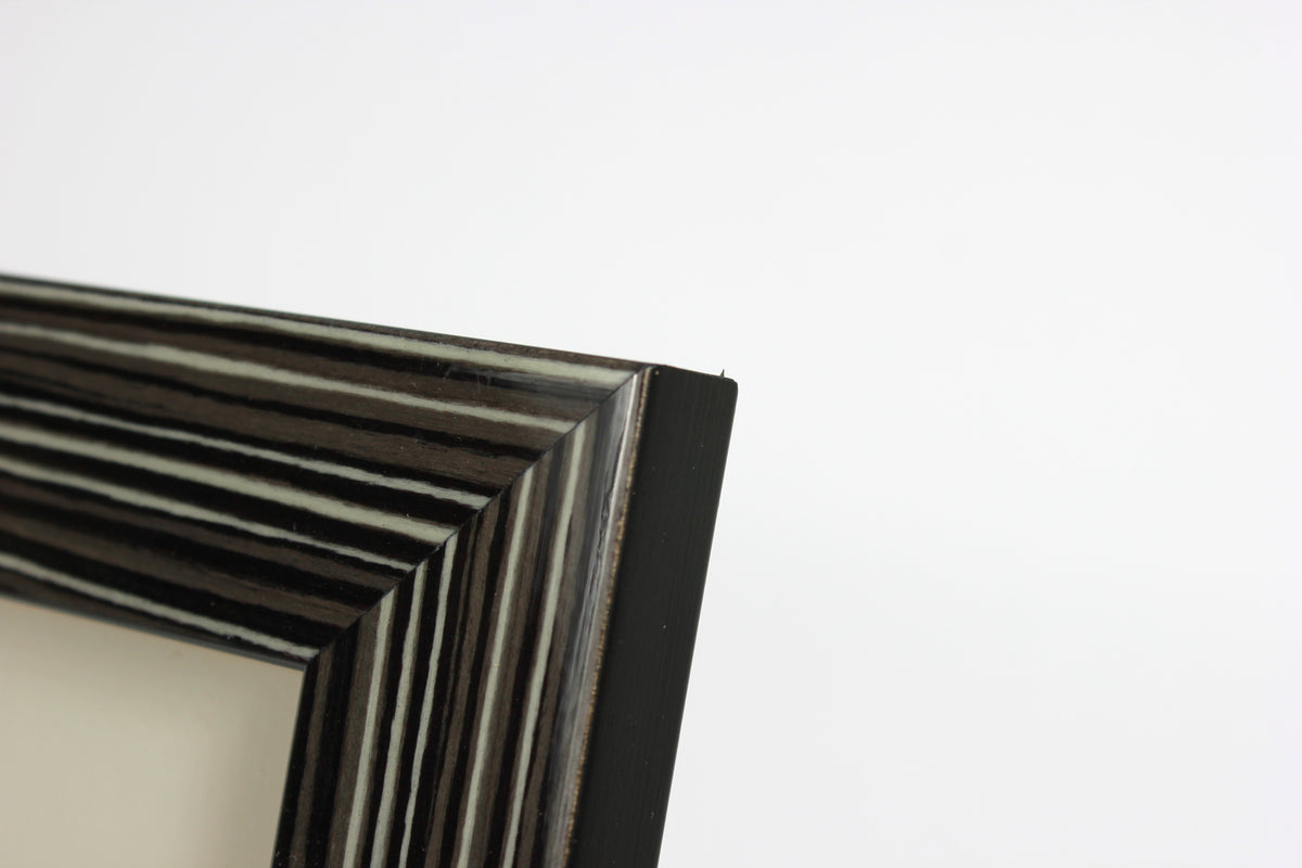 <i>Paris</i>, Man with Scarf <br>1940-50s Charcoal <br><br>#A8412