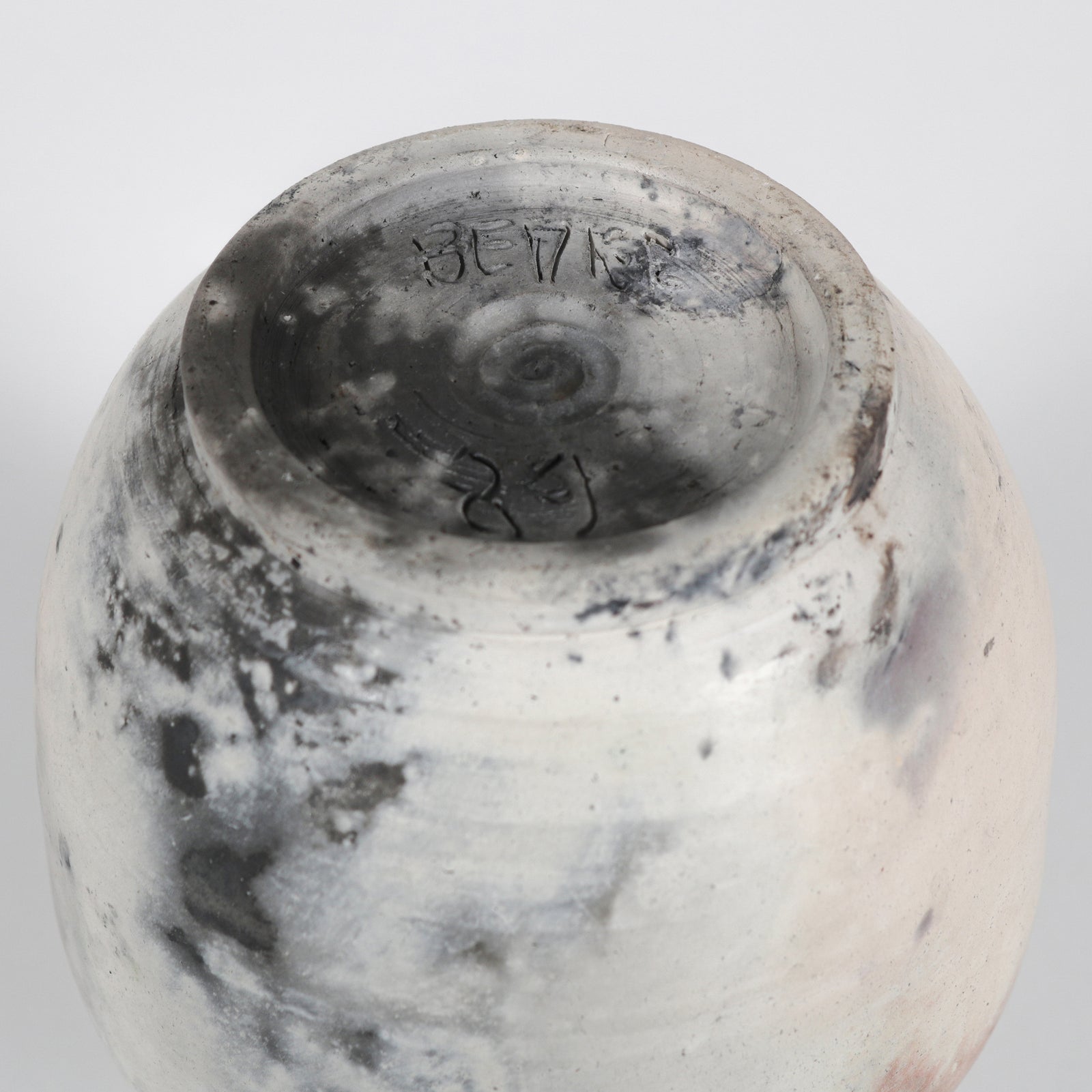 Pale Marbled Ceramic, 1989 <br><br>#B5999