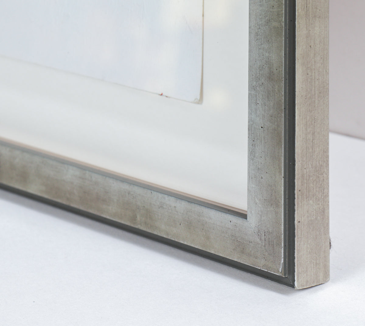 <I>Tropical Flowers</i> <br>2022 Oil & Ink on Paper <br><br>#C0862