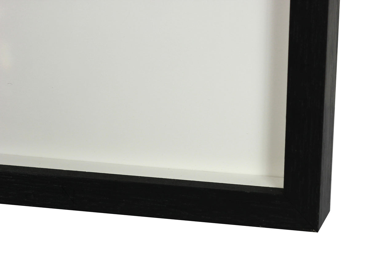 <i>Hibernation</i> <br>Lac Perkins, Québec, Canada <br><br>GC0447