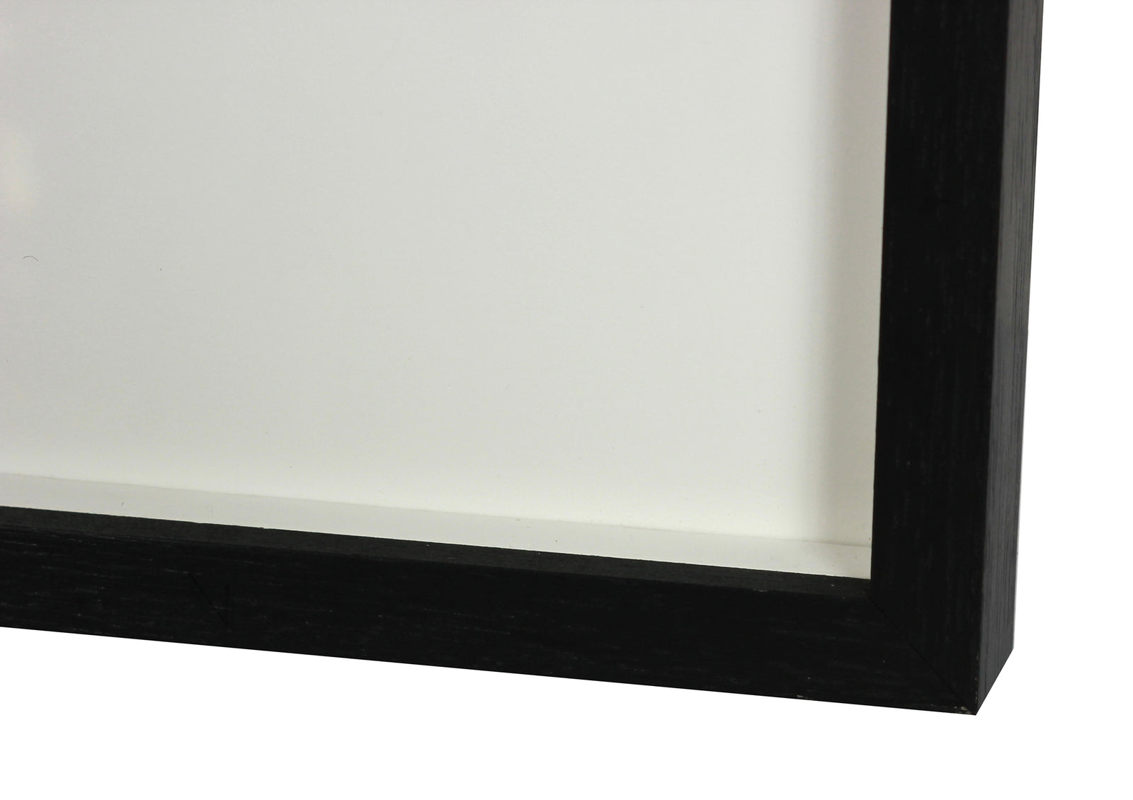 <i>Hibernation</i> <br>Lac Perkins, Québec, Canada <br><br>GC0447