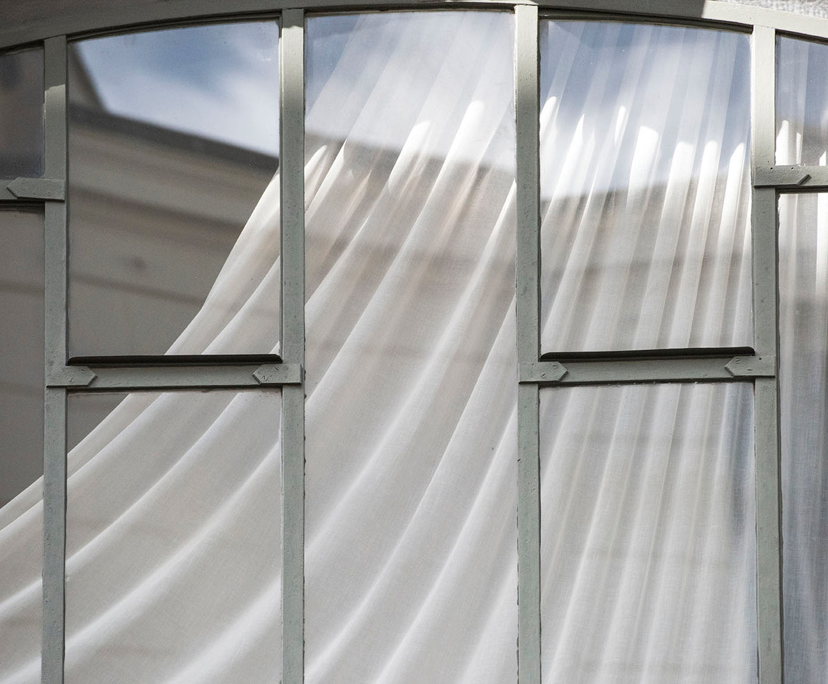 <i>Fenêtre de studio d'artiste</i> <br>2019 Paris, France <br><br>GC0464