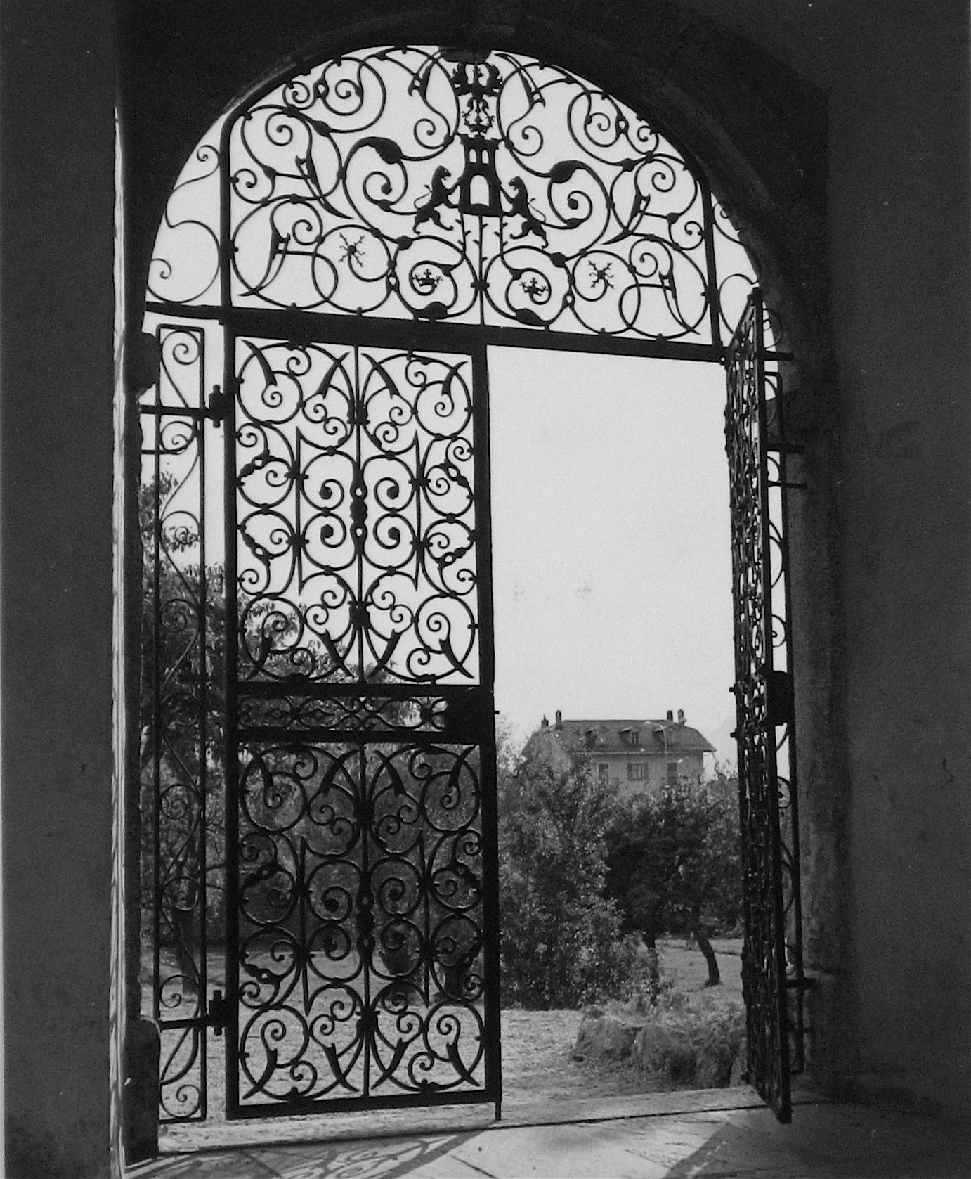 Paisley Door Archway <br>1960s Photograph<br><br>#12145