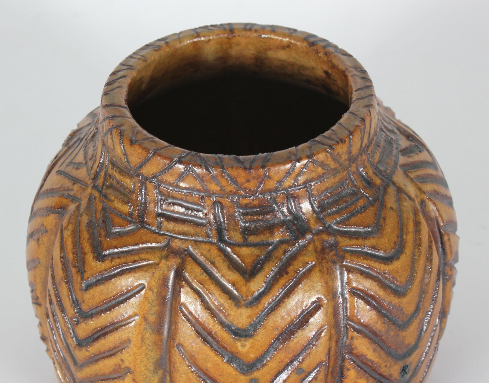 Chevron Patterned Vintage Ceramic Vessel <br><br>#35160